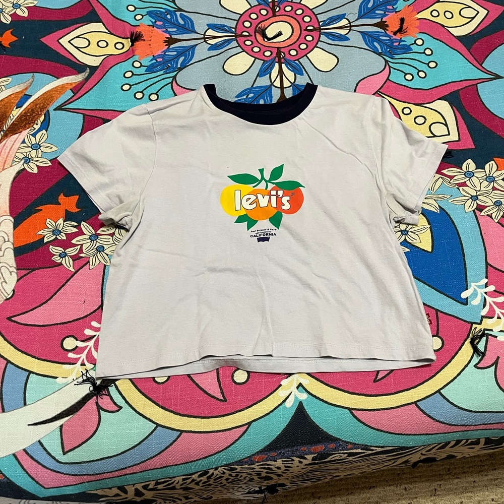 Levi's Women’s Baby Tee - LAST CALL!